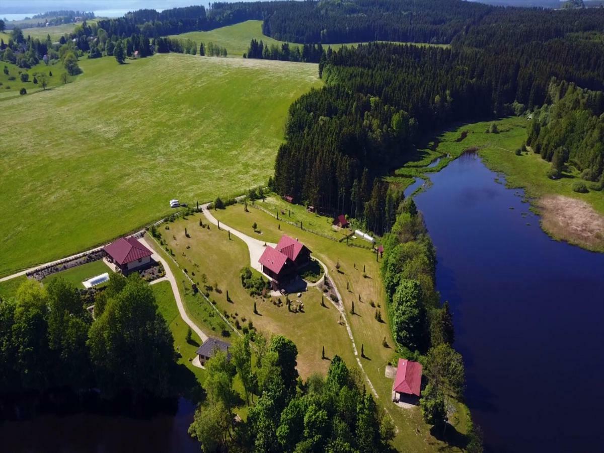 Lipno Island Appartement Frymburk Buitenkant foto
